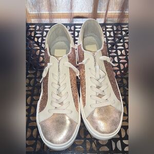 Dolce Vita Zina, rose gold glitter sneaker, size 7.5 women, excellent condition